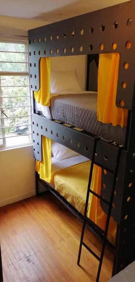 Roomies Hostel Condesa Mexico City Exterior photo