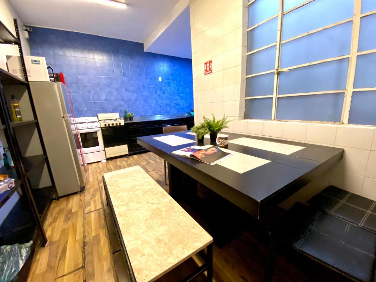 Roomies Hostel Condesa Mexico City Exterior photo