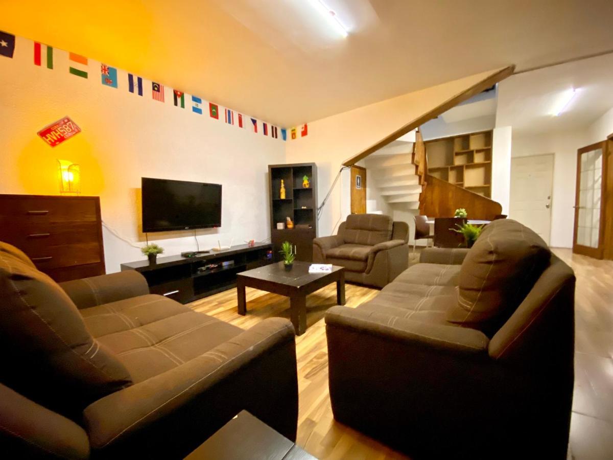 Roomies Hostel Condesa Mexico City Exterior photo